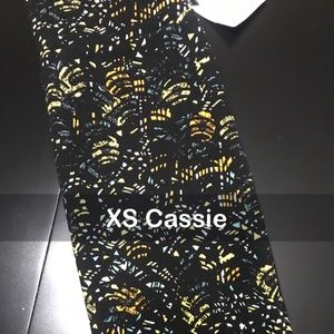 XS NWT LuLaRoe Cassie Pencil Skirt